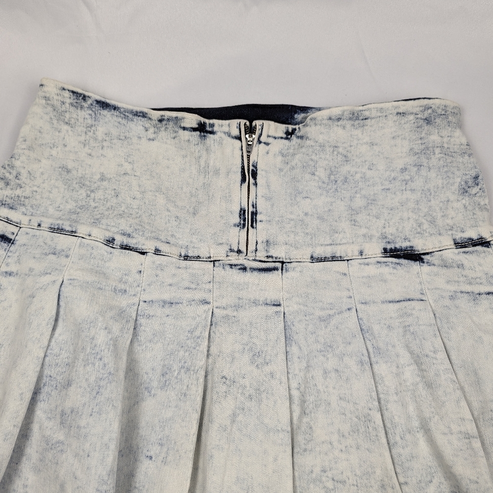 Pleated Acid Wash Mini Skirt - Picture 2 of 4